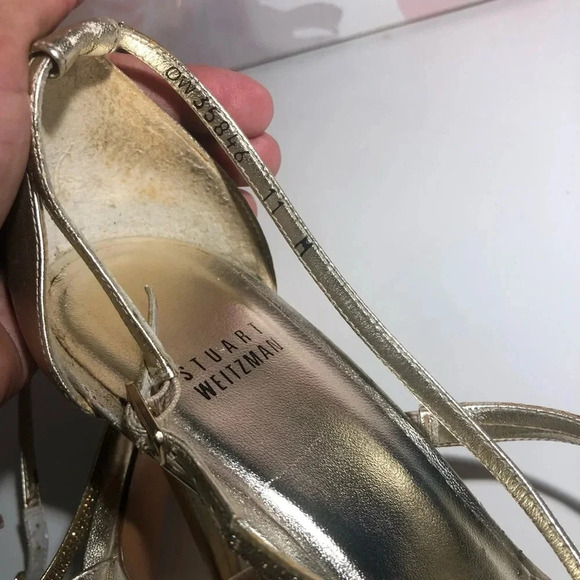 ! Stuart Weitzman
Gold Surreal Jewel-detailed Crisscross Sandal -- Size … - Picture 5 of 7